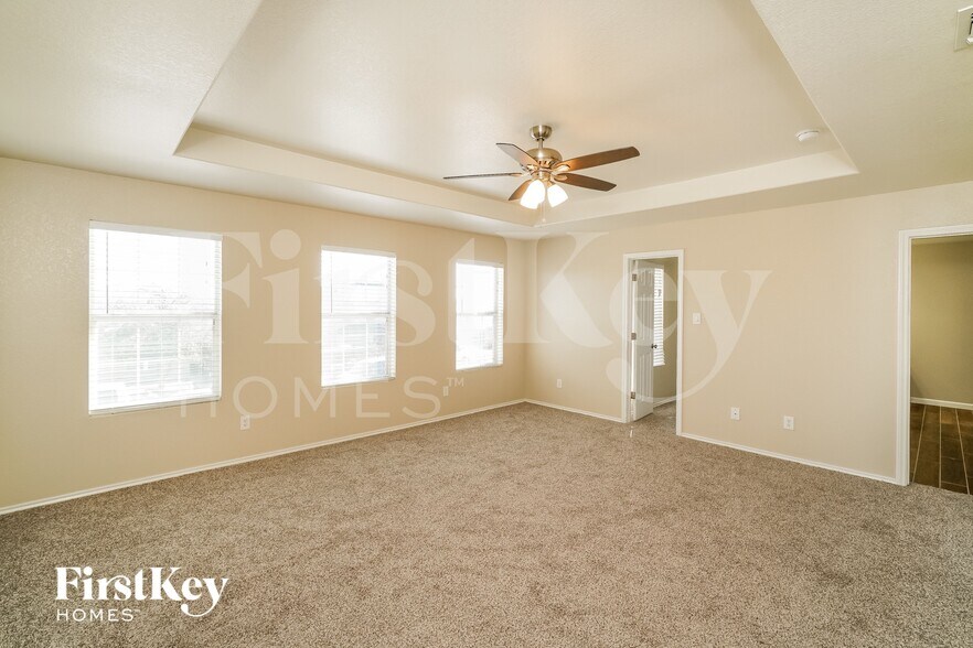 Building Photo - 3947 Key W Way