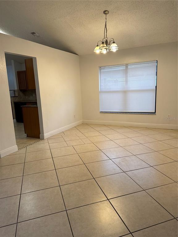 Building Photo - 245 Lakebreeze Cir