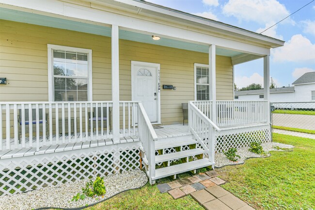 Building Photo - 2727 Avenue K