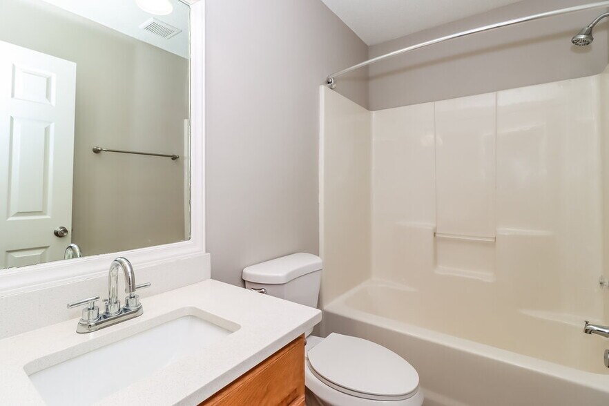 Building Photo - 12041 Serenade Ct