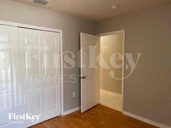 Building Photo - 11524 SW 152nd Ct