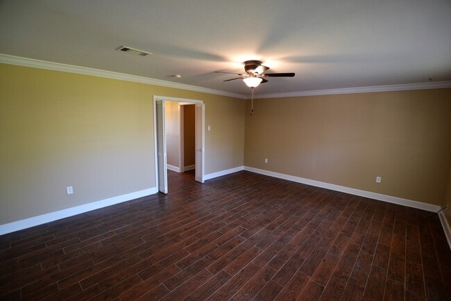 Building Photo - Newly Renovated 3 Bedroom Home in Sherwood...