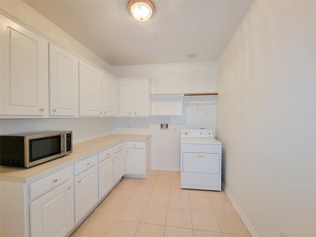 Building Photo - 3011 Taylorcrest Dr