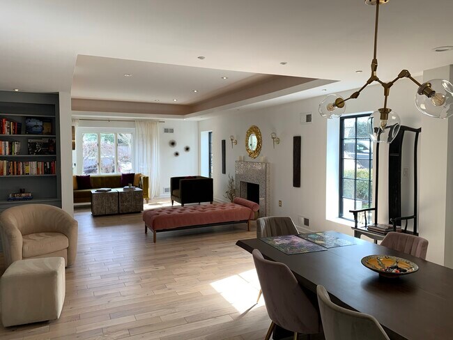 Building Photo - 4214 50th St NW