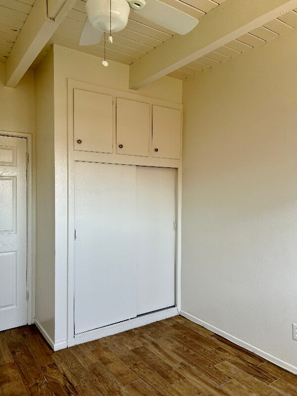 Building Photo - 1909 Beachwood Dr