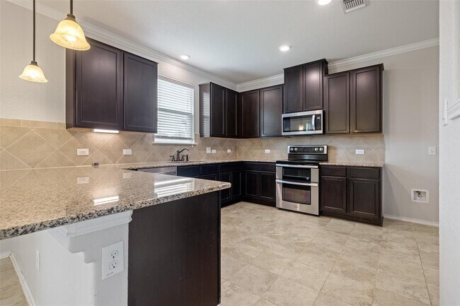Building Photo - 317 Tordesillas Dr