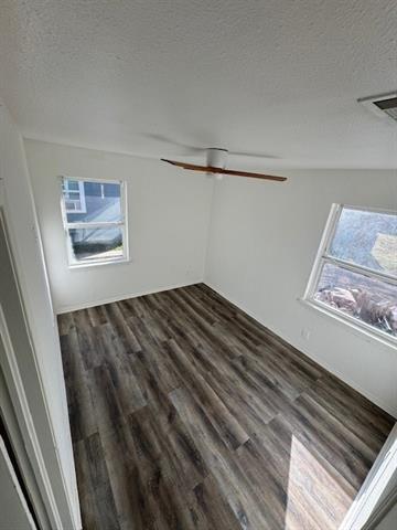 Building Photo - 1302 Stone Dr
