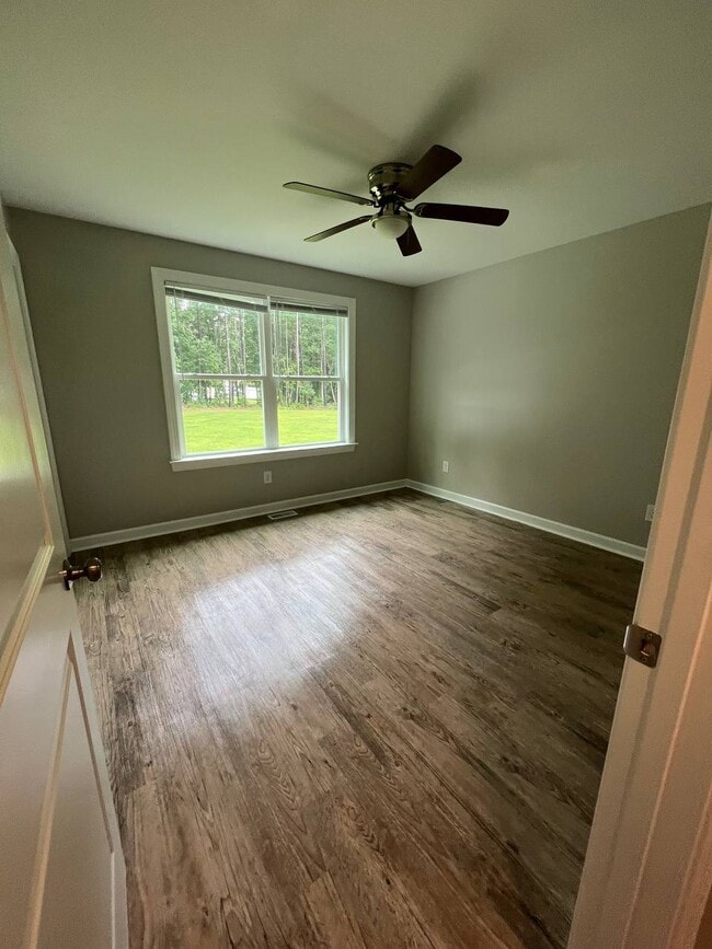 Building Photo - 25 Tidewater Ln