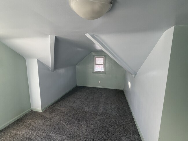 Building Photo - 4177 Ellison Rd