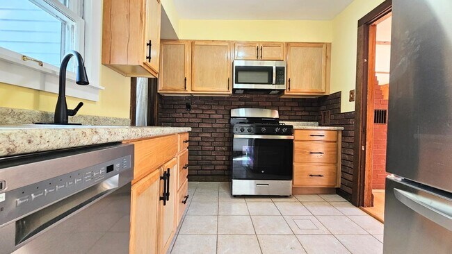 Building Photo - 21316 W Burr Oak Ln