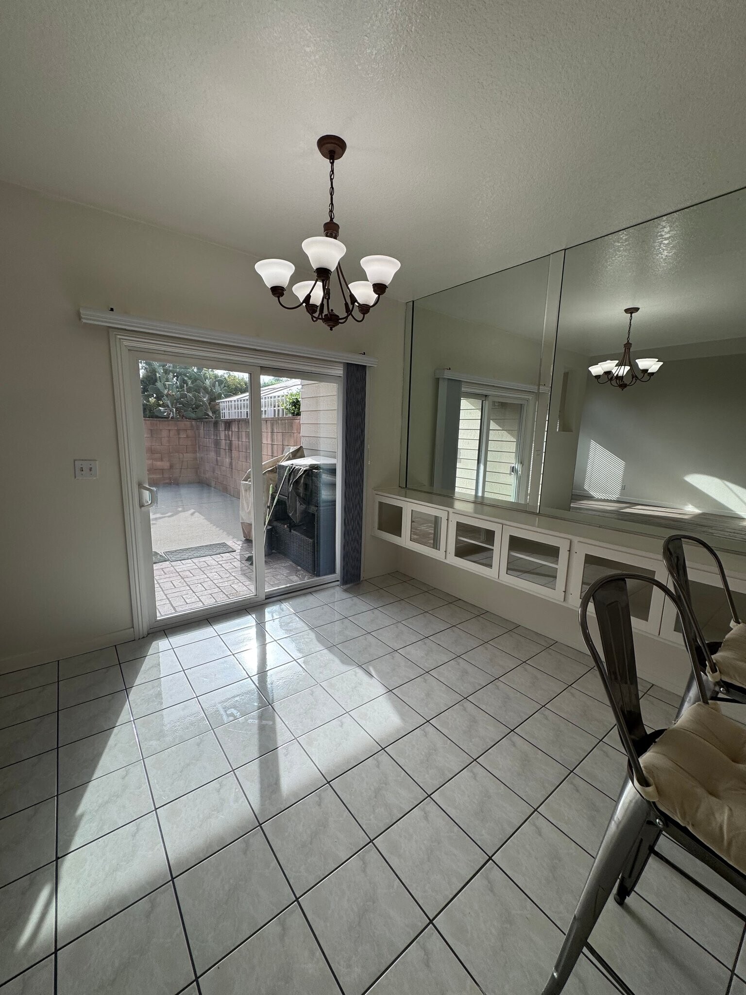 Building Photo - 7314 Laura Ln