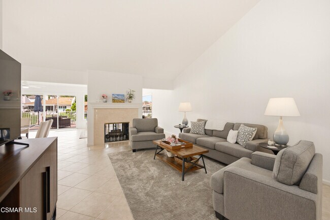 Building Photo - 2379 Leeward Cir