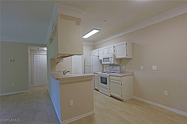 Building Photo - 11521 Villa Grand