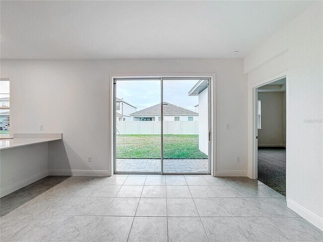 Building Photo - 4959 Shady Pnes Dr