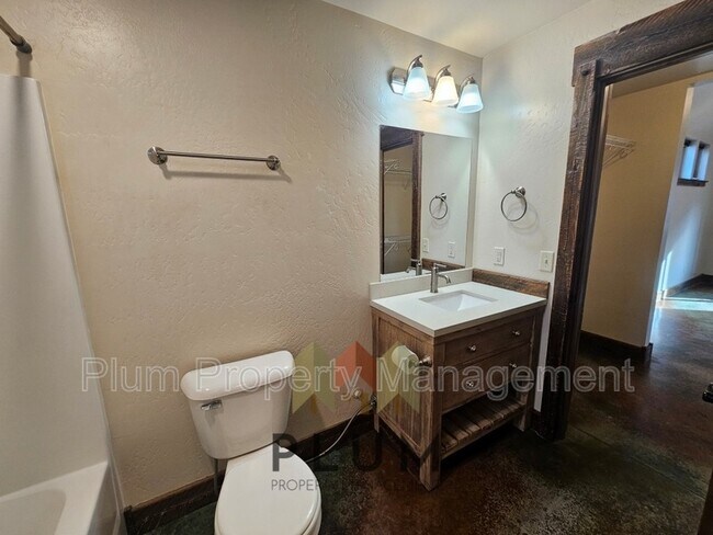 Building Photo - 131 Speedway Ave