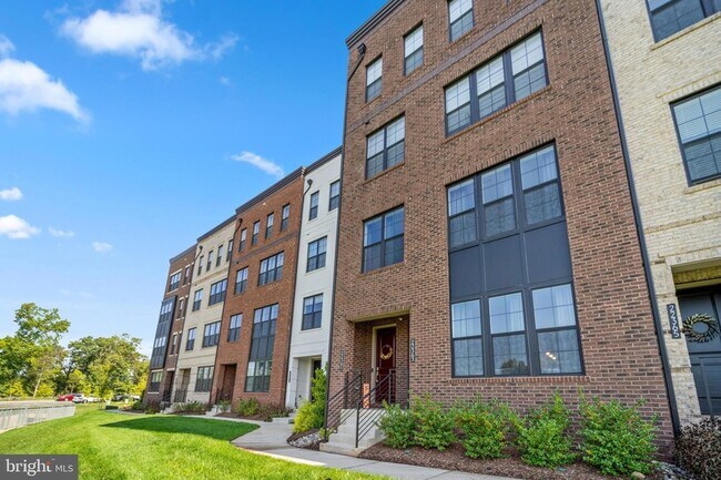 Primary Photo - 22363 Roanoke Rise Terrace