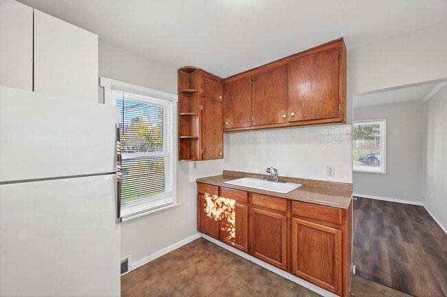 Building Photo - 959 Earl St