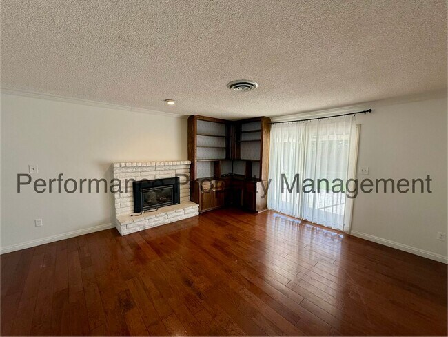Building Photo - 2508 Prestwick Ct