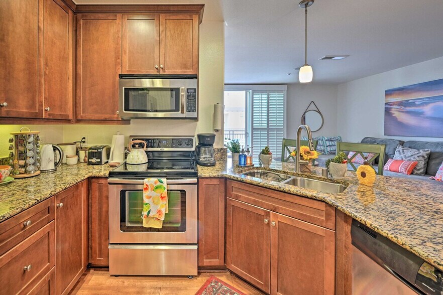 Building Photo - 1016 Costa Pacifica Way