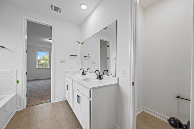 Building Photo - 17443 Chester Valley Trail
