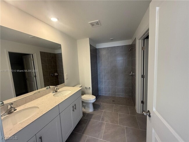 Building Photo - 17699 Paradiso Wy