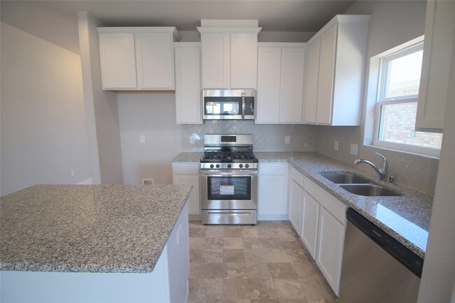 Building Photo - 3419 Hughes Mdw Wy