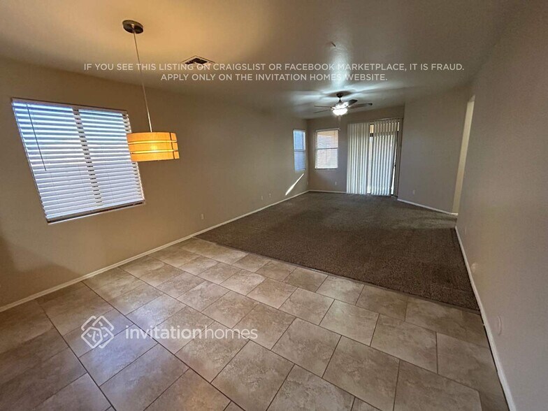 Building Photo - 6805 S 70th Dr