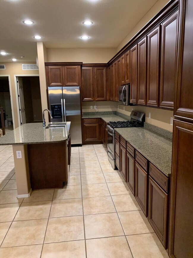 Building Photo - 3638 N Sonoran Hills