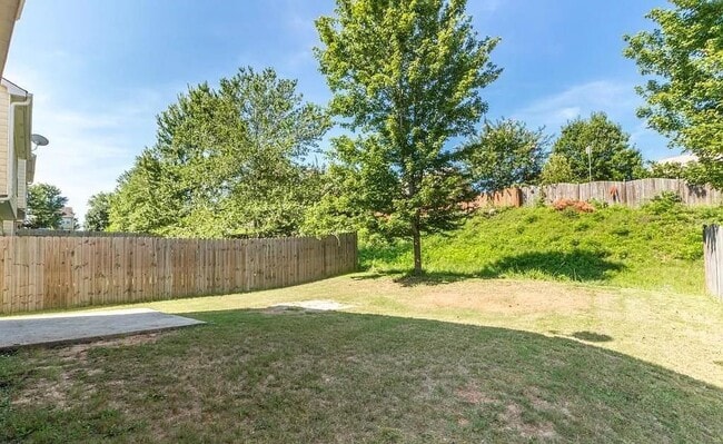 Building Photo - 5640 Sterling Ct
