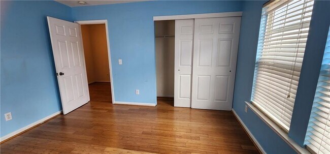 Building Photo - 479 Briarfield Xing NW