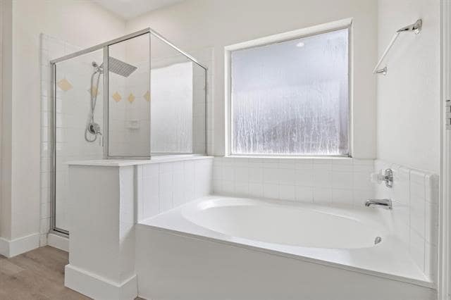 Building Photo - 3805 Wellington Dr