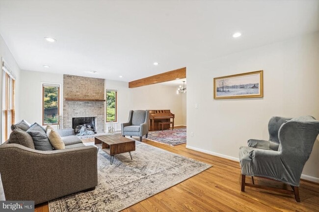 Building Photo - 10408 Hunter Ridge Dr