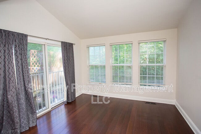 Building Photo - 130 Mount Vernon Ct