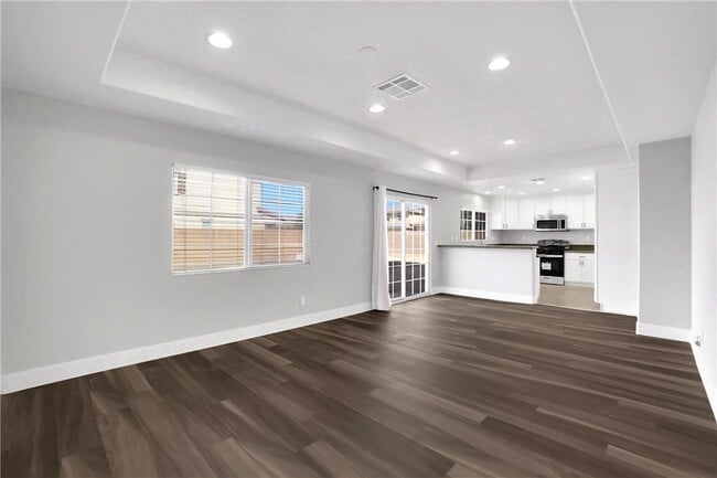 Building Photo - 2141 E Nugent St