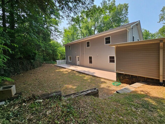 Building Photo - COMING: Spacious East Cobb Cape Cod with Main-Level Primary Suite & 3-Car Garage