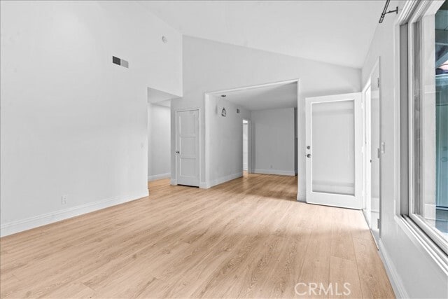 Building Photo - 15062 Lorenat St