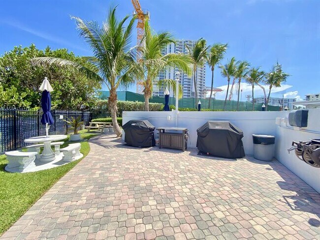 Building Photo - 1340 S Ocean Blvd