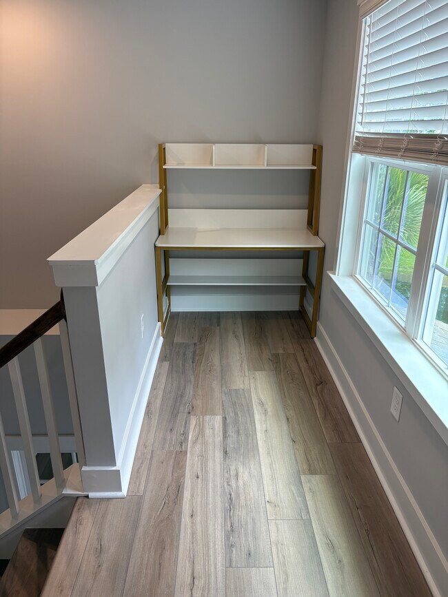 Building Photo - 1148 Sea Lavender Dr