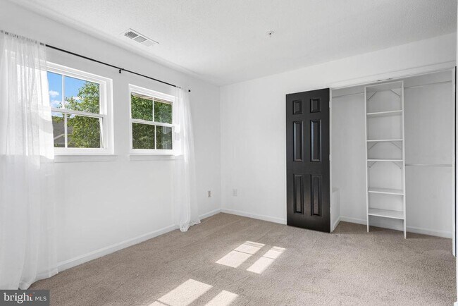 Building Photo - 12004 Taliesin Pl