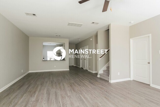 Building Photo - 5 Bedroom Pet-Friendly Home in Magnolia, TX with Main Street Renewal