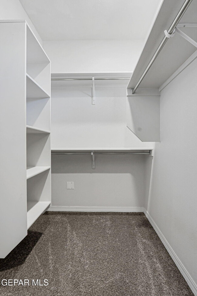 Building Photo - 2505 Mike Price Dr