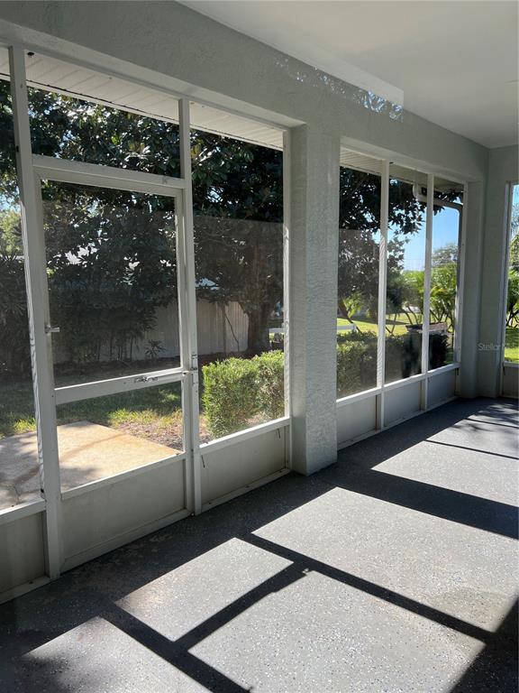 Building Photo - 415 Royal St