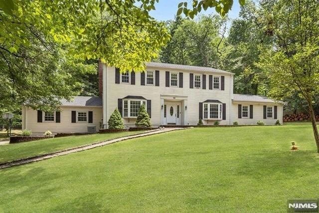 Building Photo - 68 Briarwood Ave