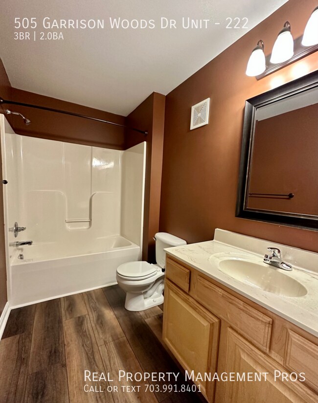 Building Photo - 505 Garrison Woods Dr
