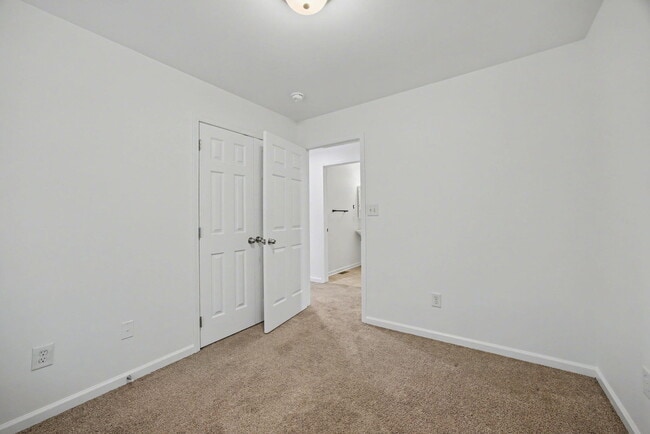 Building Photo - 2540 Sun Seeker Ct