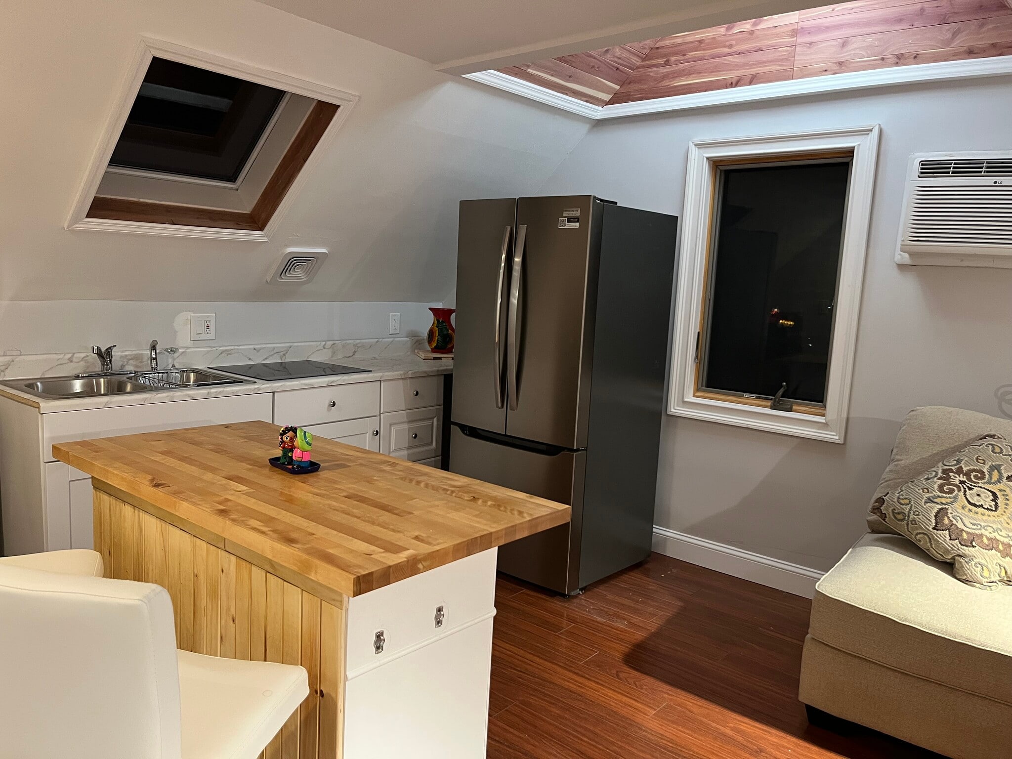 Building Photo - 8 Bunting Ln