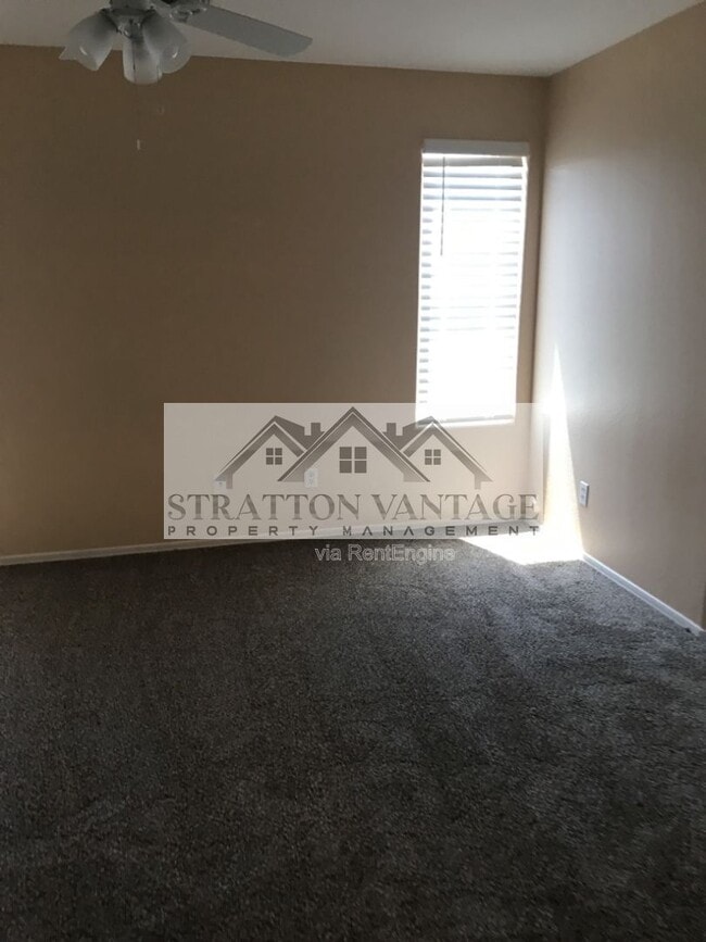 Building Photo - 8201 W Pima St