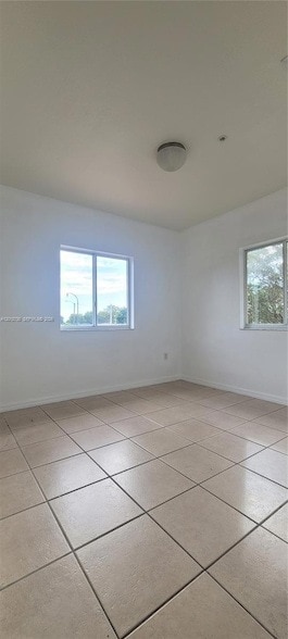 Building Photo - 33 E 20th St