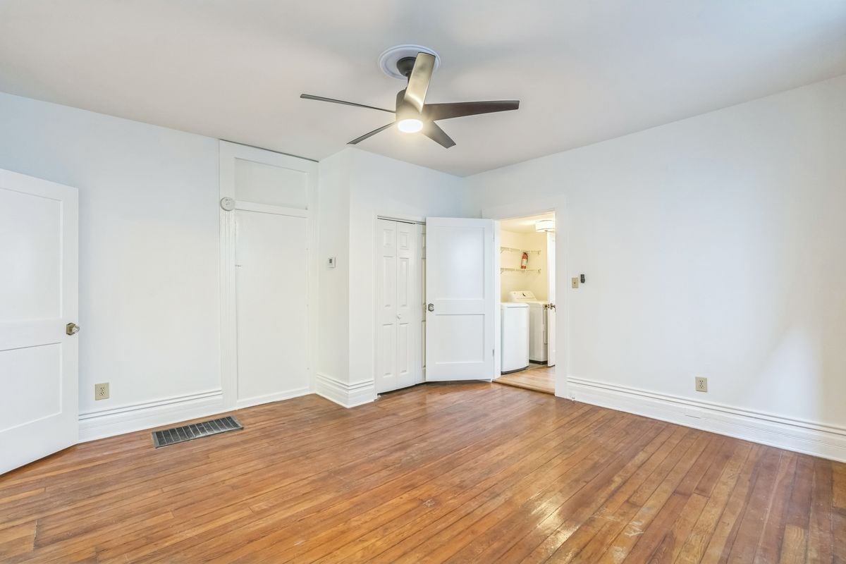 Building Photo - 1500 14th Ave S