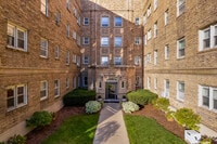 Building Photo - Shorewood Manor